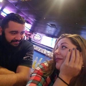 Meet your Posher, Carlos